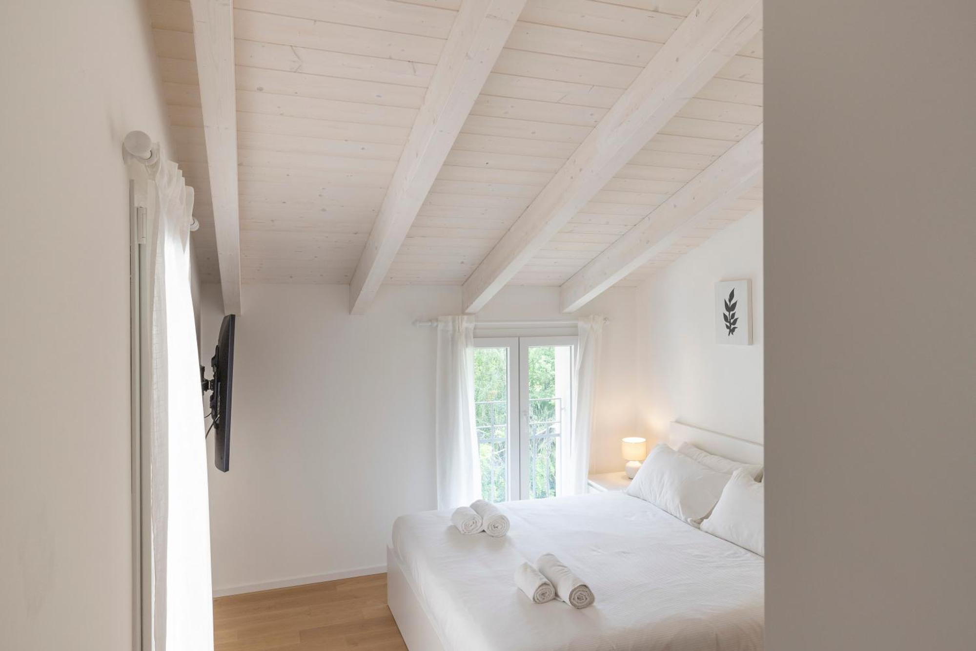 Olmo Suites โกโม ภายนอก รูปภาพ